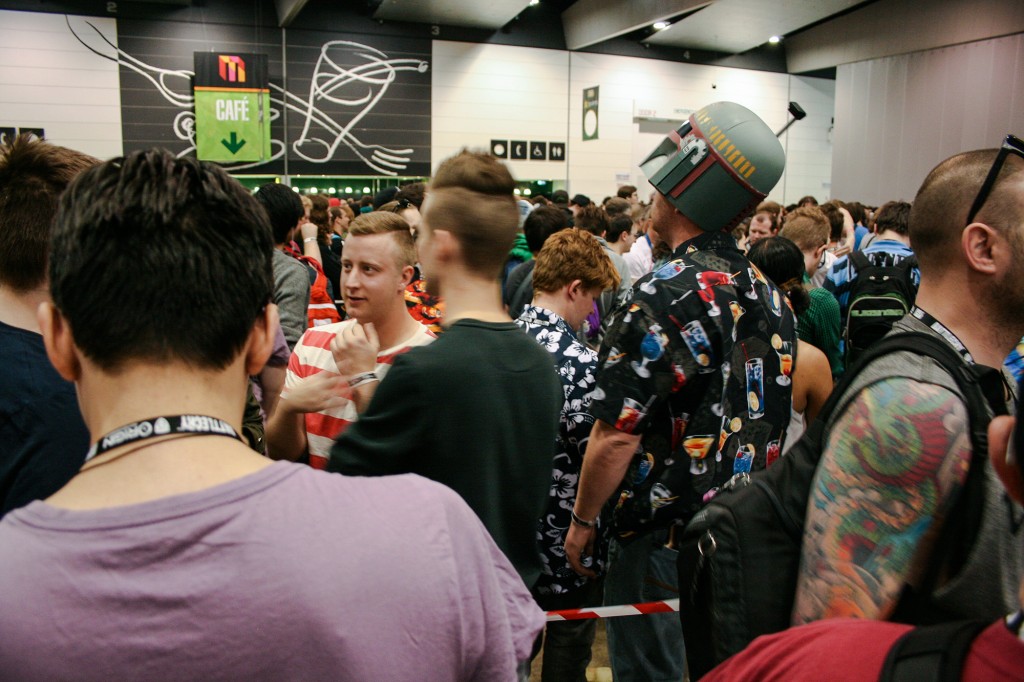PAX Aus - Melbourne 2014 -  Queue Room lines