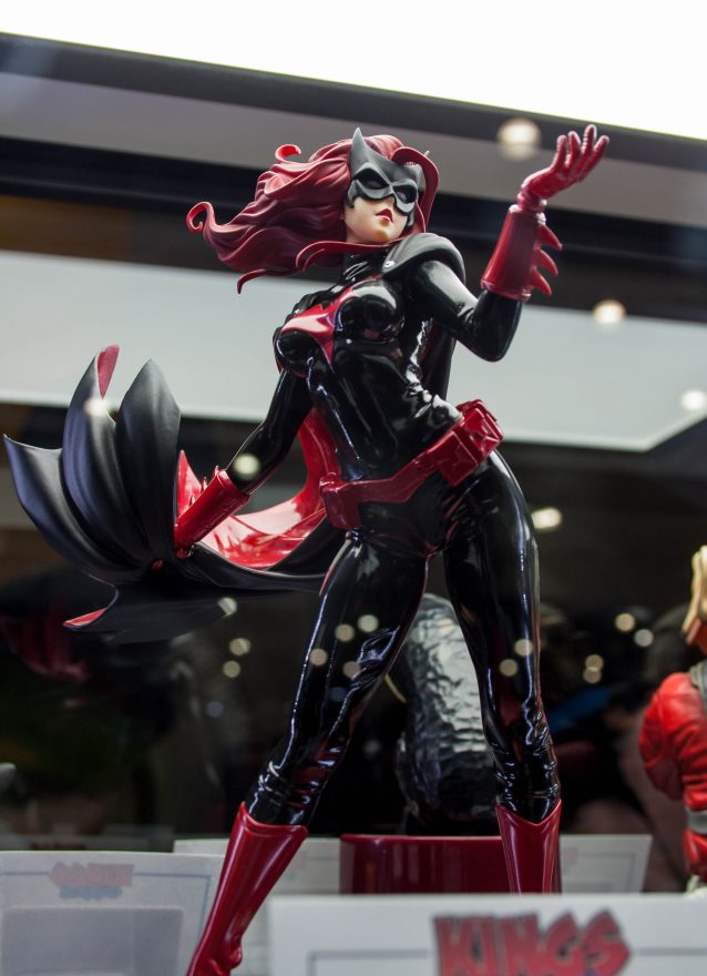Oz Comic Con Brisbane 2015 - Batwoman Figure