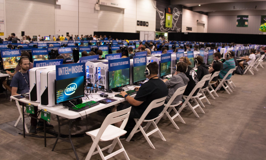 PAX Aus 2015 - PC Freeplay area