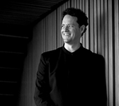 Simon Hewett